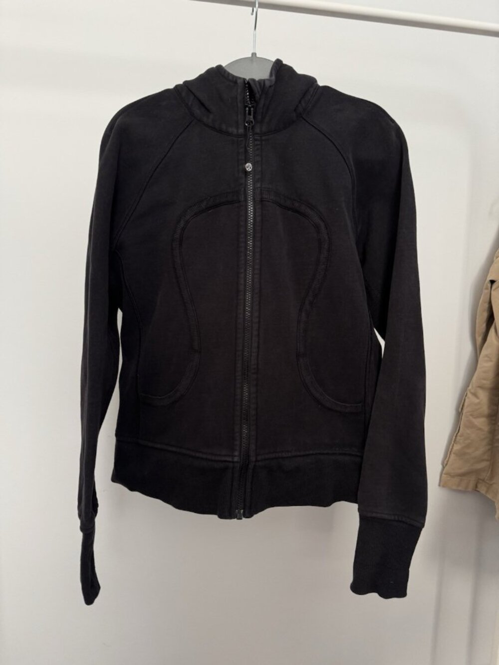 Vintage Lululemon Women's Zip Hoodie Jacket Small Black